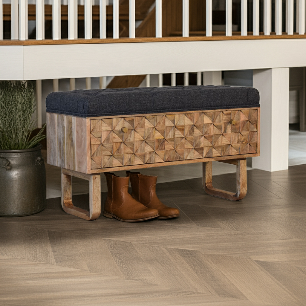 'U' Black Tweed Pineapple Bench