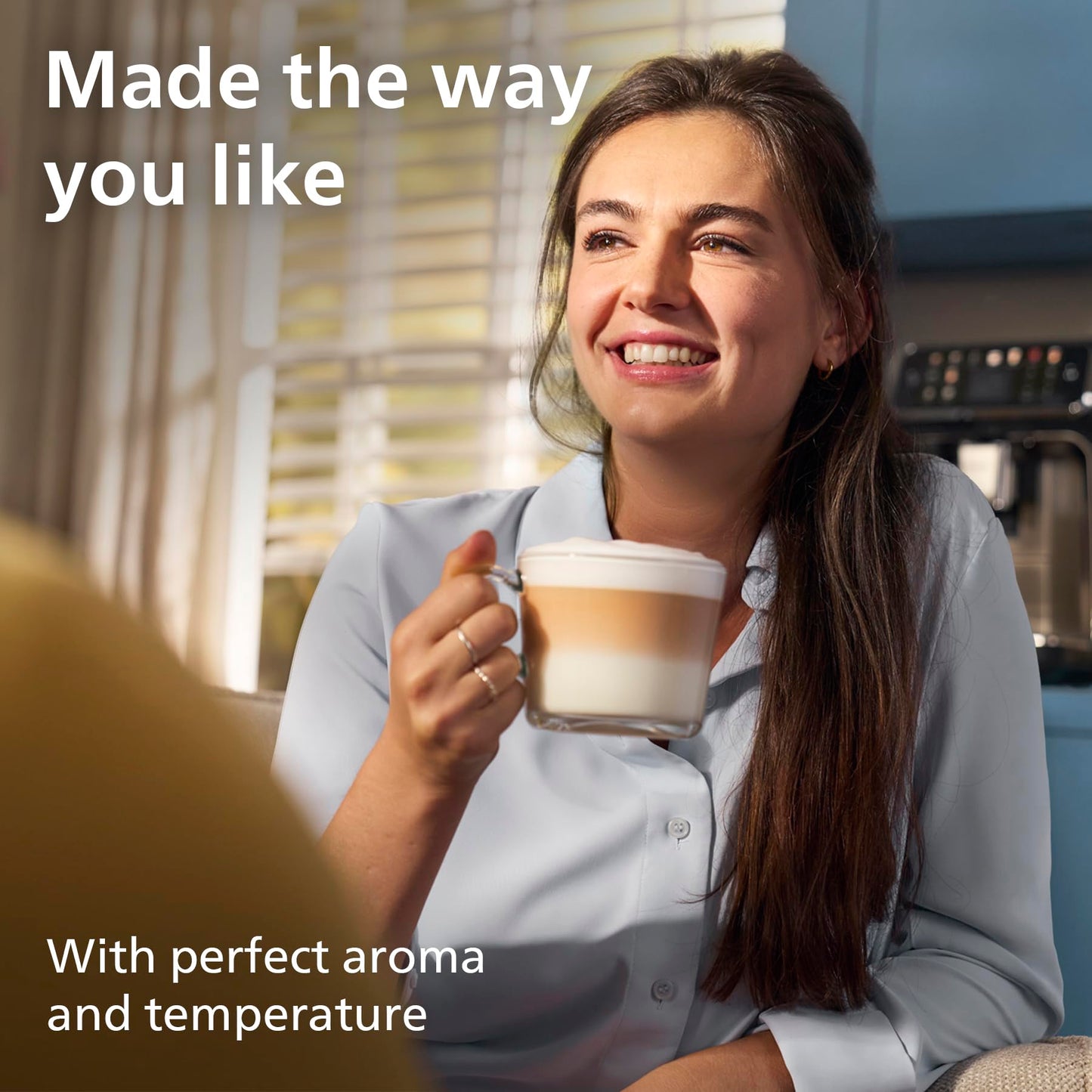 Philips 5500 Series Bean to Cup Coffee Machine – 20 Hot & Iced drinks, LatteGo Milk Frother, Fastest-to-Clean, 40% Quieter, Ceramic Grinder, Fully Automatic Espresso & Cappuccino maker – EP5546/70