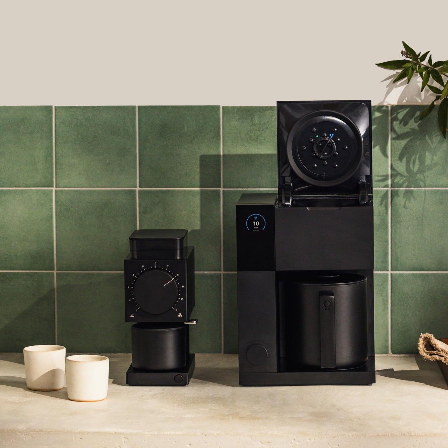 Fellow Aiden Precision Drip Coffee Maker, Thermal Carafe, Perfect Temperature Control, Bloom Cycle, Single Serve to 10 Cup Capacity, Matte Black, UK
