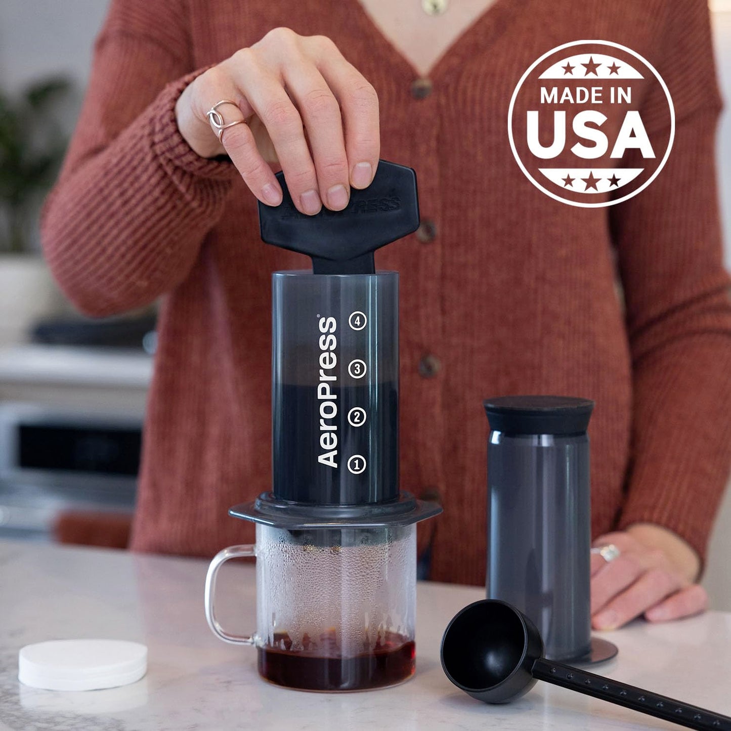 AeroPress Coffee and Espresso Maker - Quickly Makes Delicious Coffee Without Bitterness - 1 to 3 Cups Per Pressing,Black