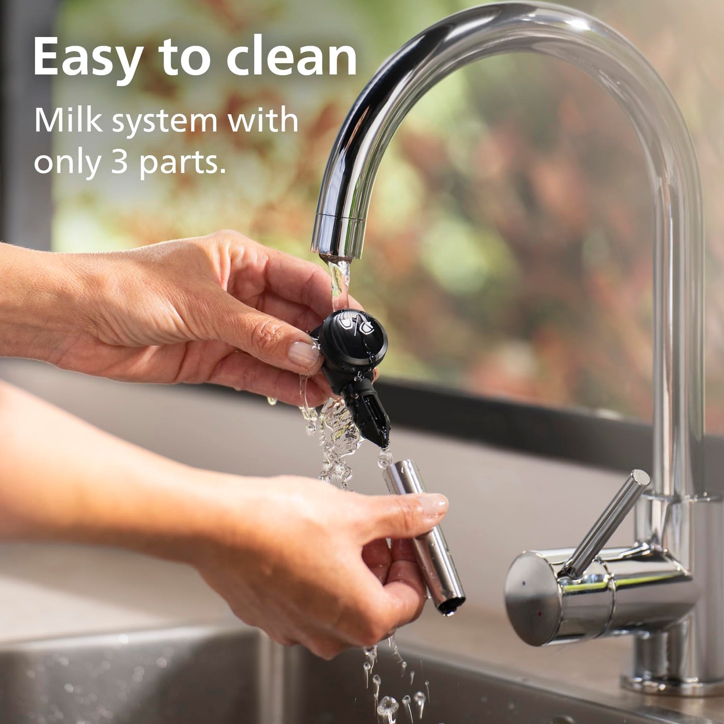 Philips 5500 Series Bean to Cup Coffee Machine – 20 Hot & Iced drinks, LatteGo Milk Frother, Fastest-to-Clean, 40% Quieter, Ceramic Grinder, Fully Automatic Espresso & Cappuccino maker – EP5546/70