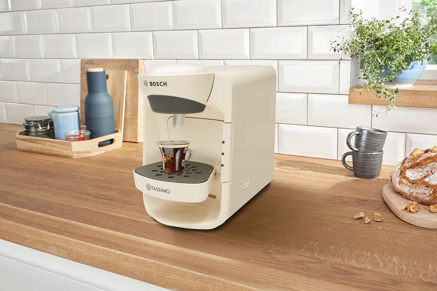 Tassimo TAS3102GB Coffee Machine, Plastic, 1300 W, Black